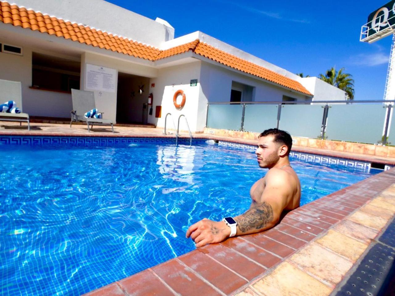 Quality Inn Mazatlán Exteriör bild